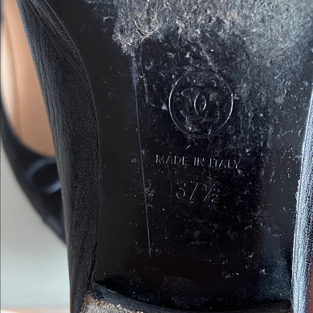 CHANEL Black Leather Loafers with Bow Detail - Picture 7 of 10